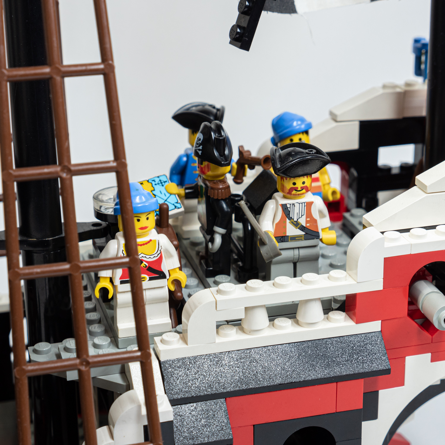 LEGO 6286 - Koponyaszem kétárbocos hajója - Skull's Eye Schooner
