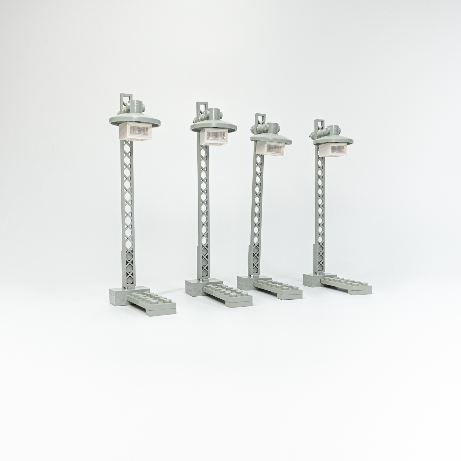 LEGO 7867 - Vasúti villanyoszlopok - 12V Train Light Posts
