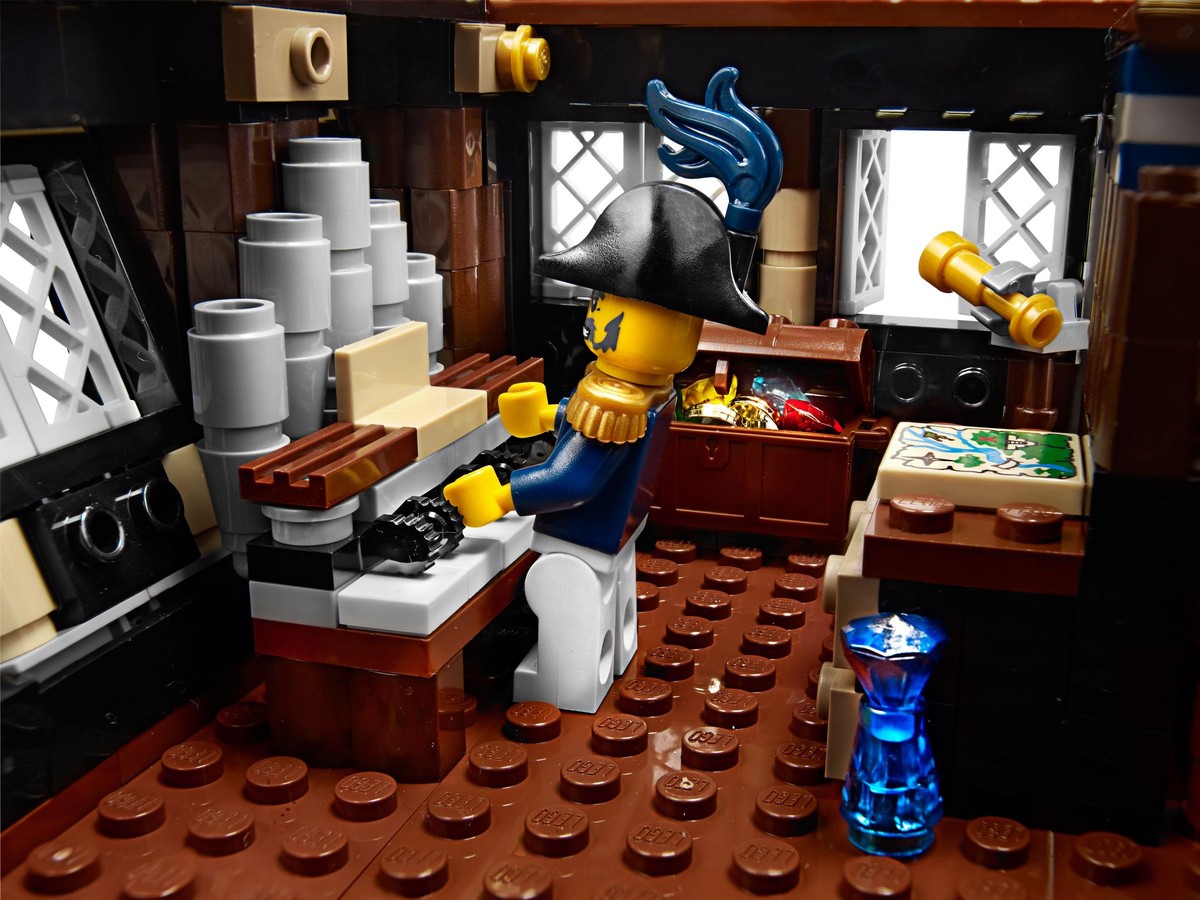LEGO 10210 Imperial Flagship - A birodalmi zászlóshajó