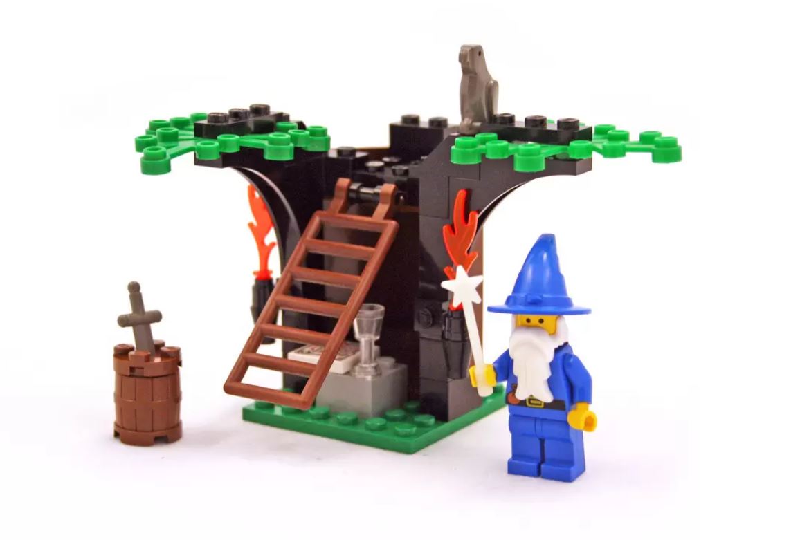 LEGO® 6020 Dragon Knights Magic Shop