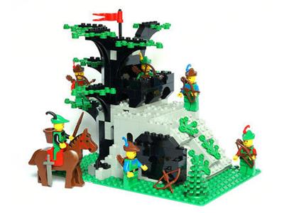 LEGO® 6066 Forestmen Camouflaged Outpost