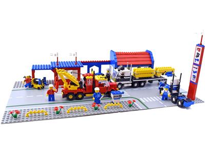 LEGO® 6393 Big Rig Truck Stop