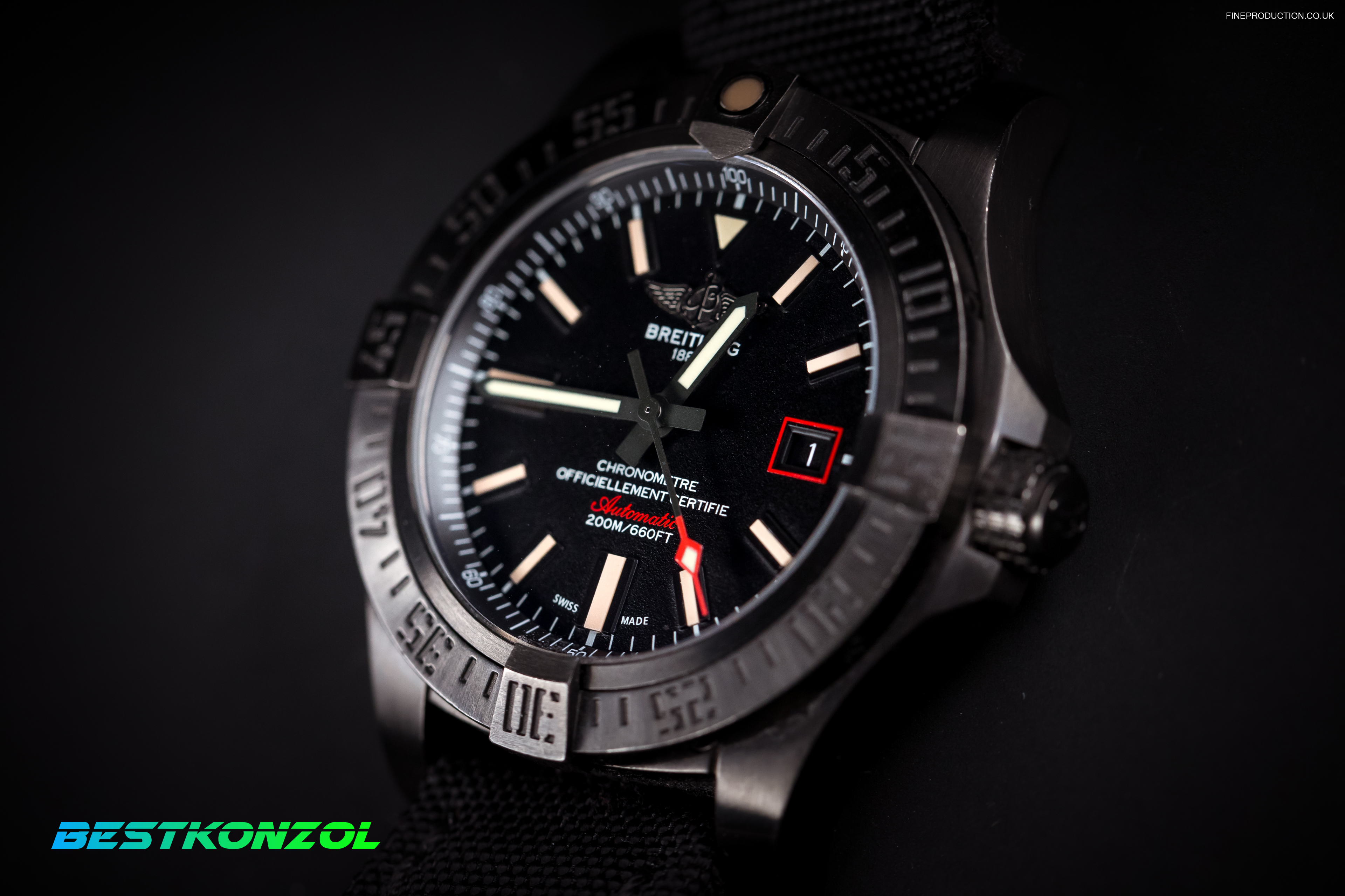 Breitling Avenger Blackbird 44