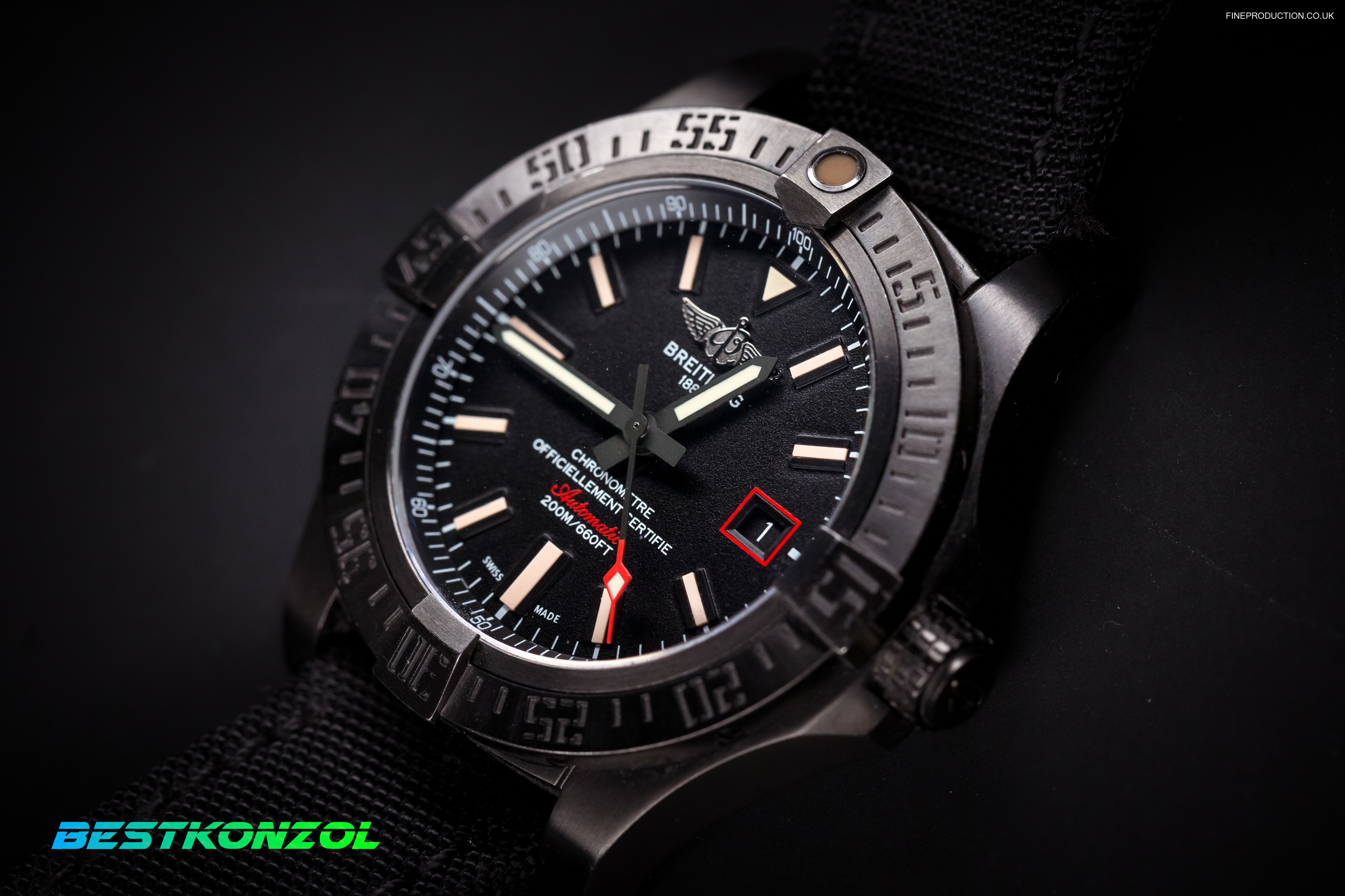 Breitling Avenger Blackbird 44