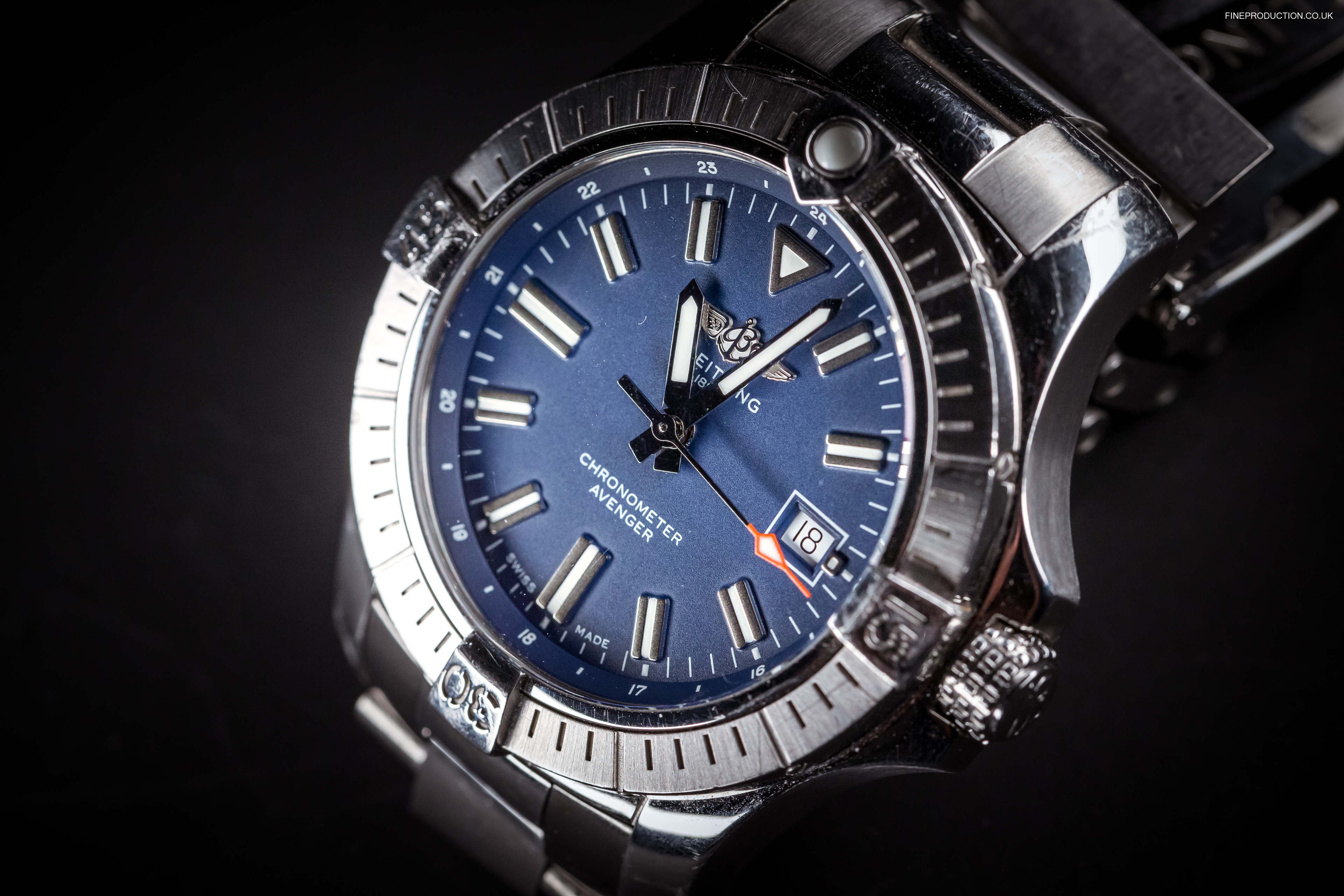 Breitling Avenger 43