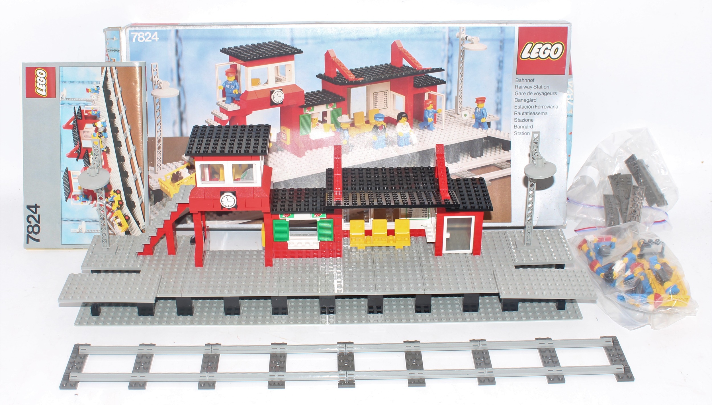 LEGO 7824 Train Station (Railway Station)