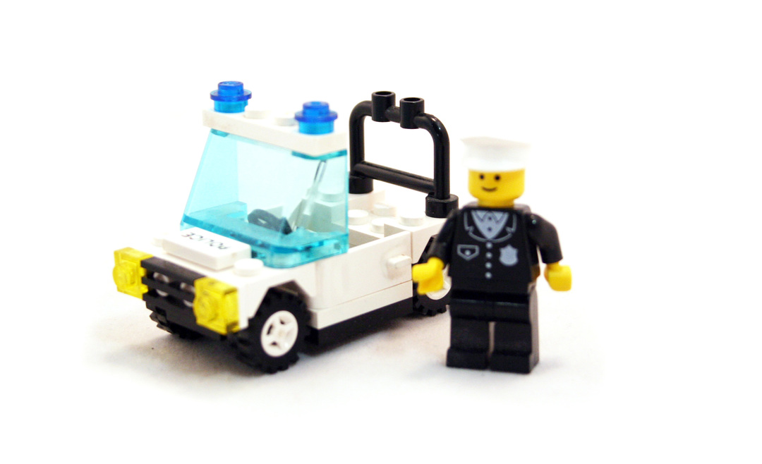 LEGO 6506  Precinct Cruiser