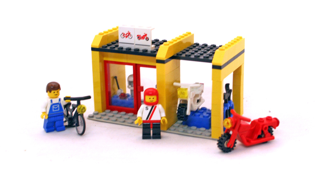 LEGO 6699 Cycle Fix-It Shop