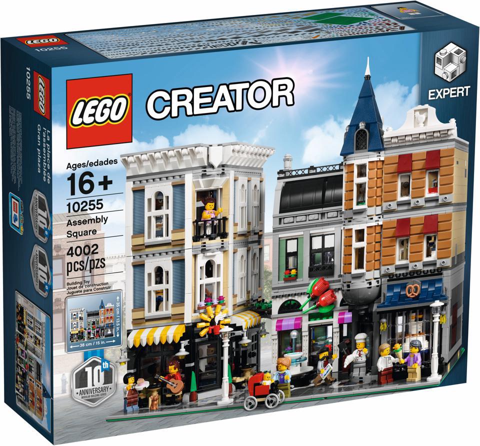 LEGO® 10255 Assembly Square